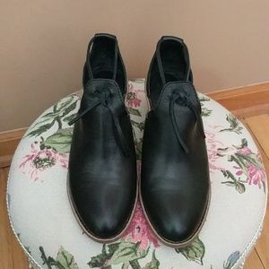 Kelsi Dagger Brooklyn Kalyn Bootie